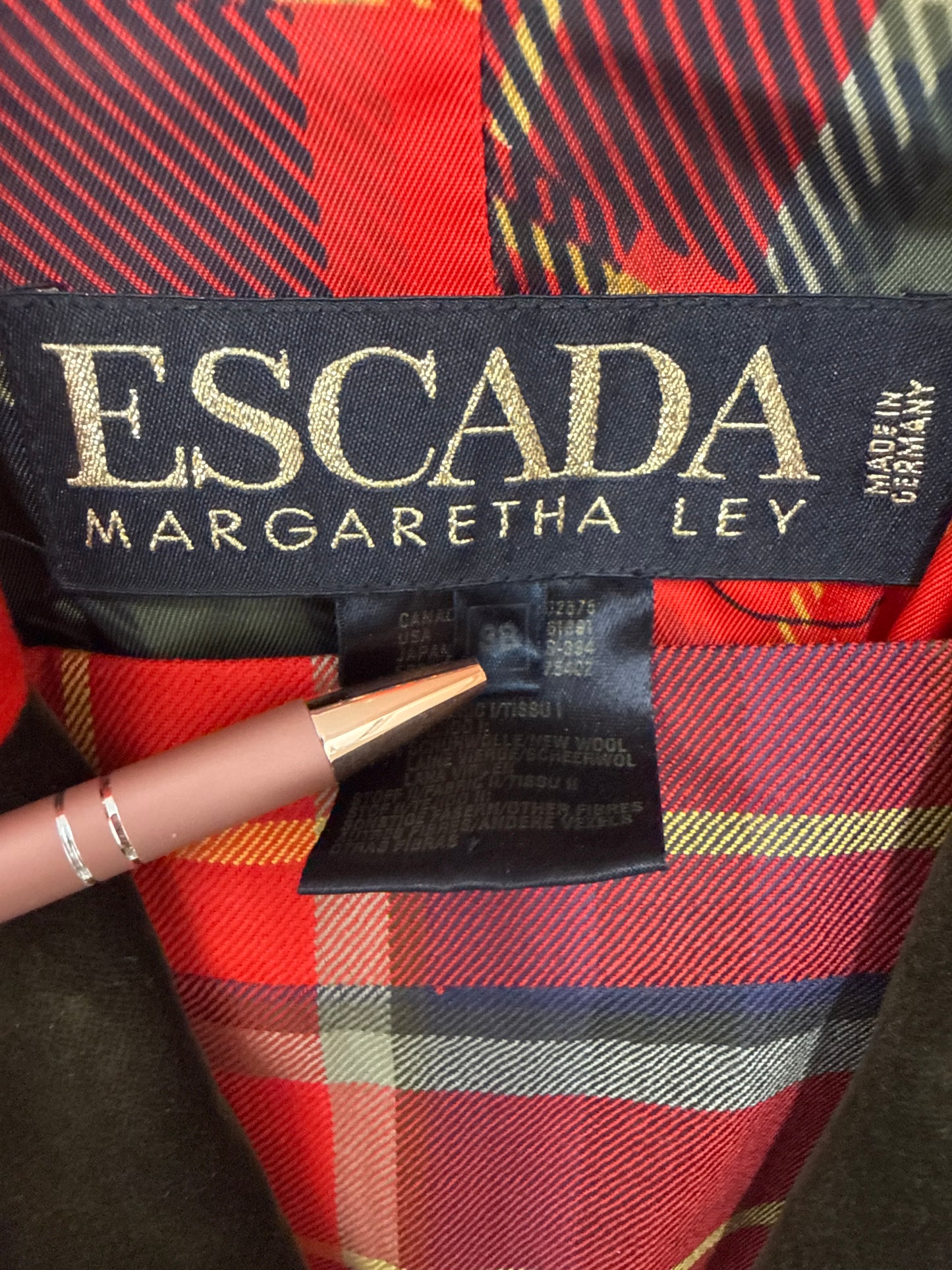VTG ESCATA Margaretha Ley Plaid/Tartan Set