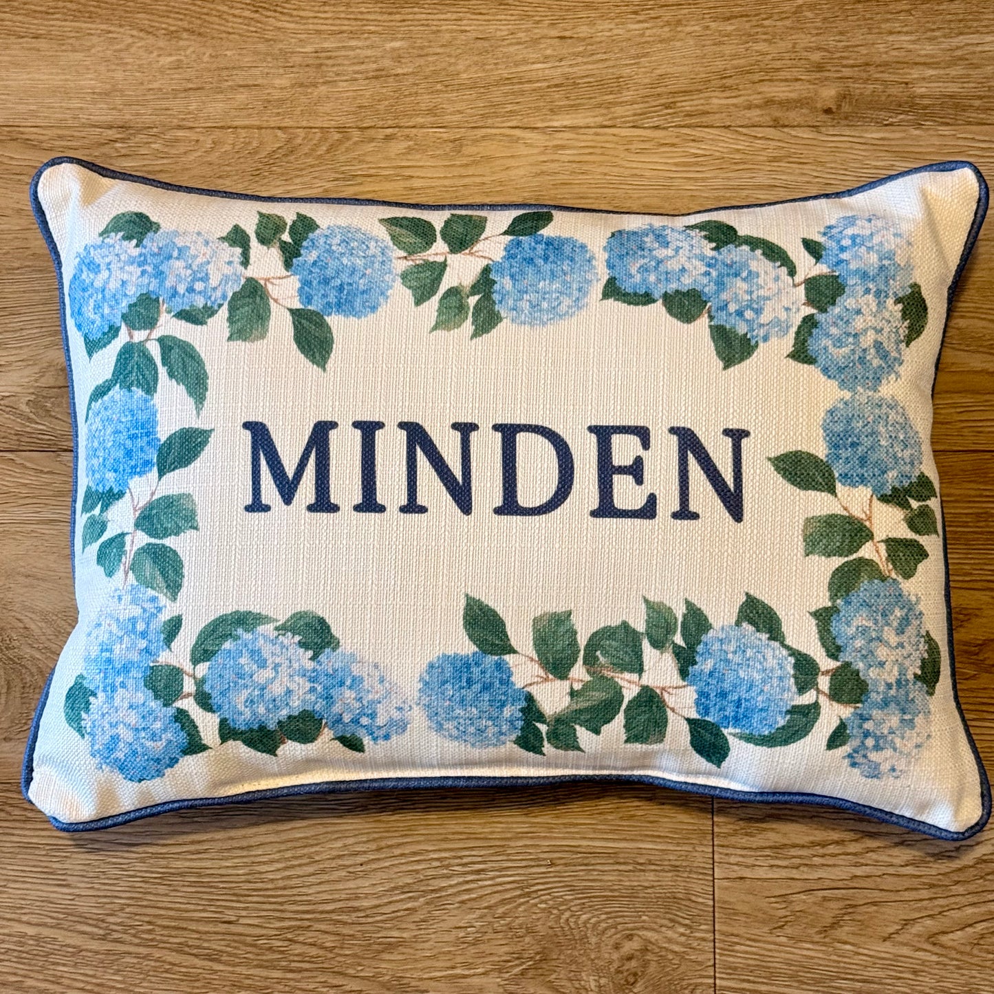 Minden & Louisiana Pillows