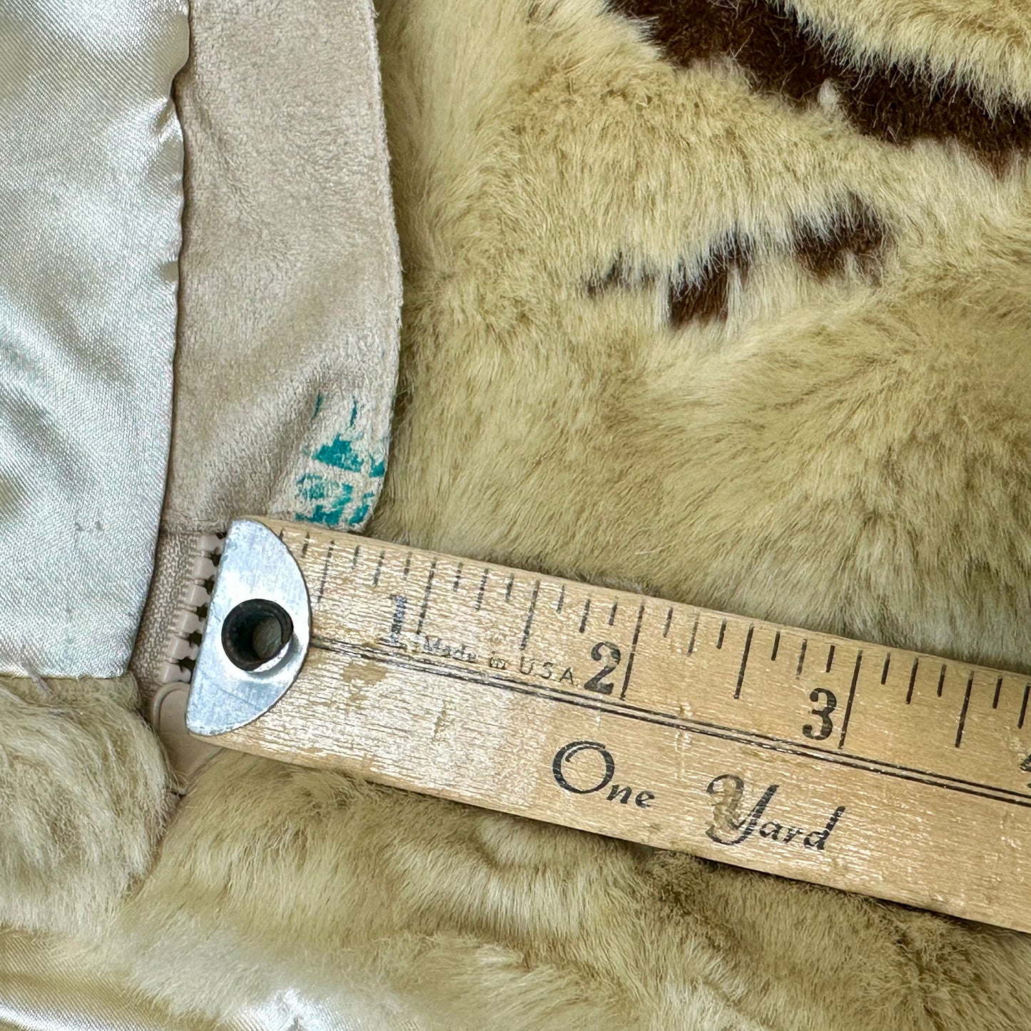 VTG | Faux Fur Moose Jacket