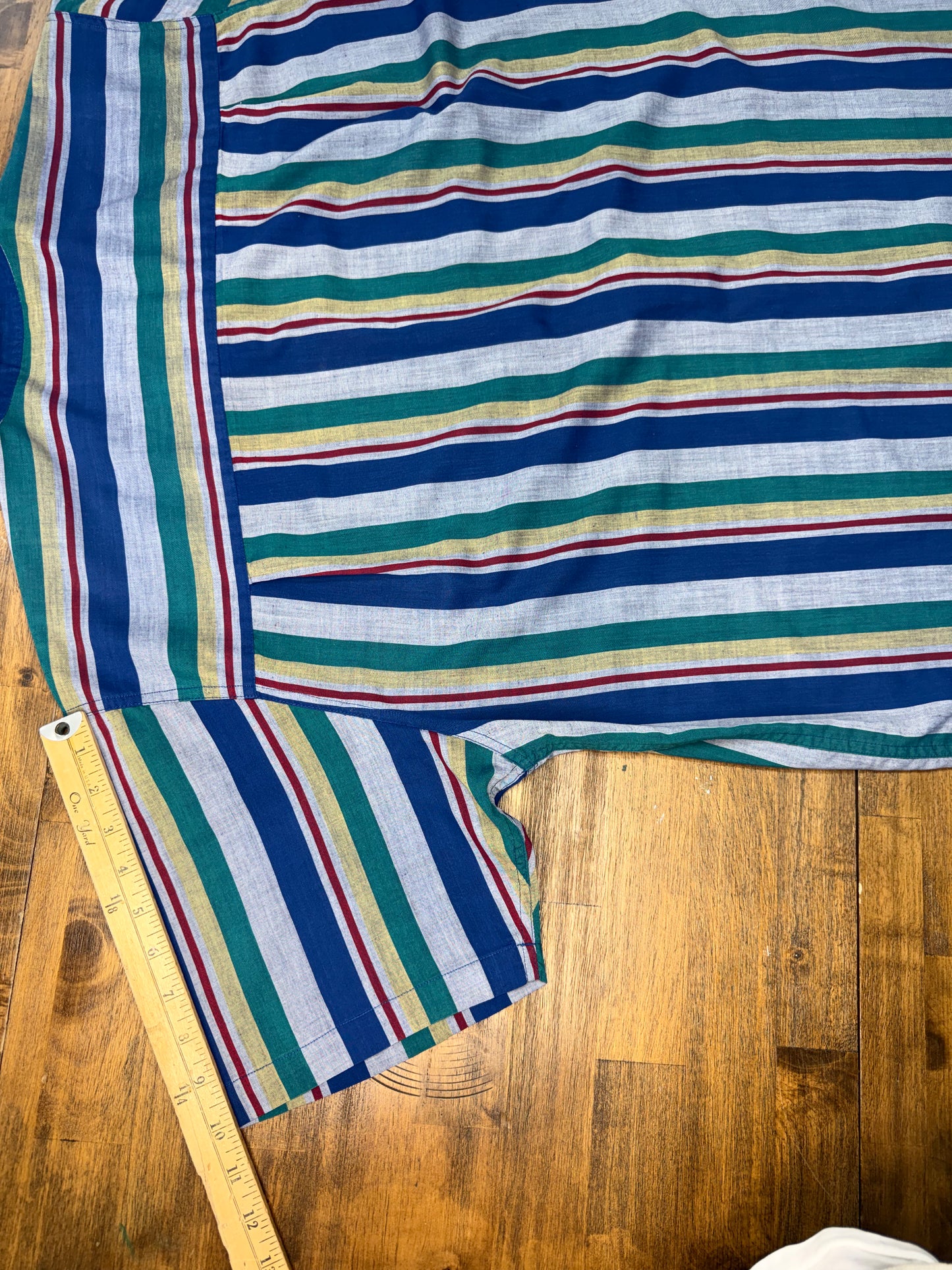 VTG | Short Sleeve Manhattan Button up